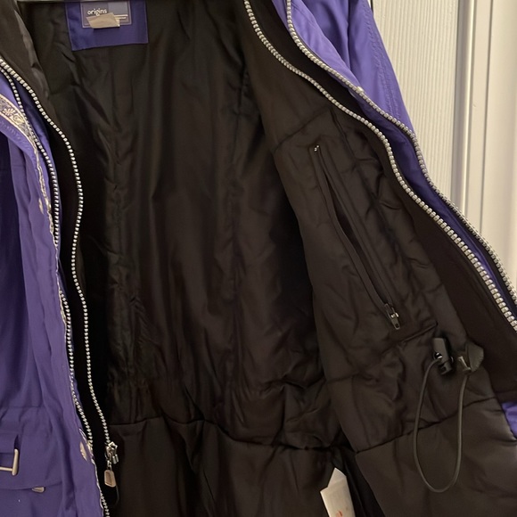 Ski Jacket - Picture 3 of 4